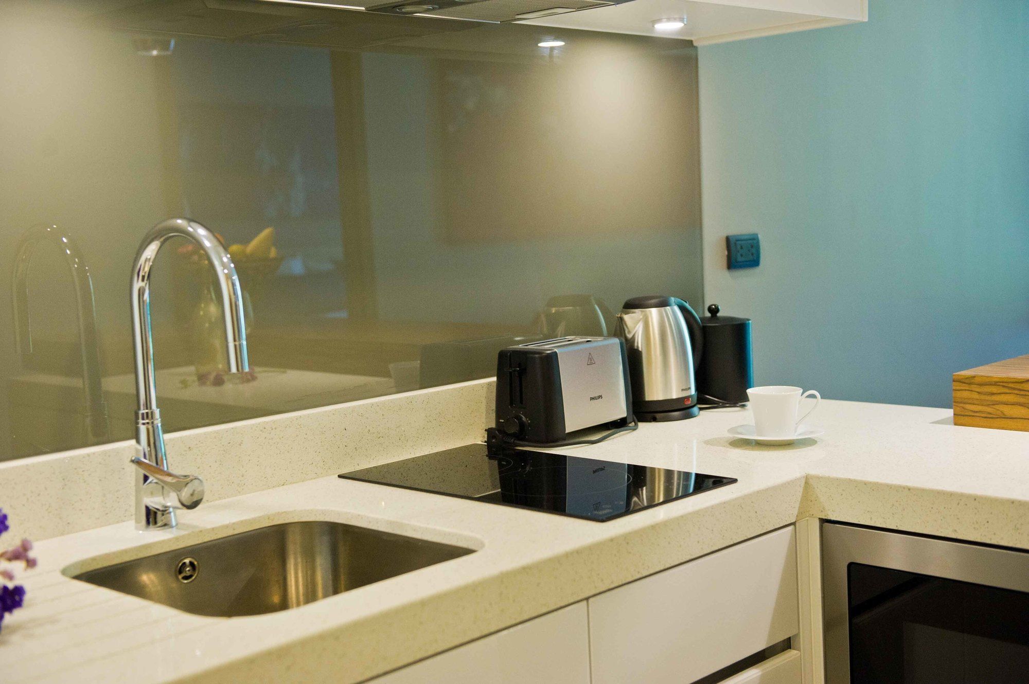 Ocean Stone Apartment Phuket ภายนอก รูปภาพ