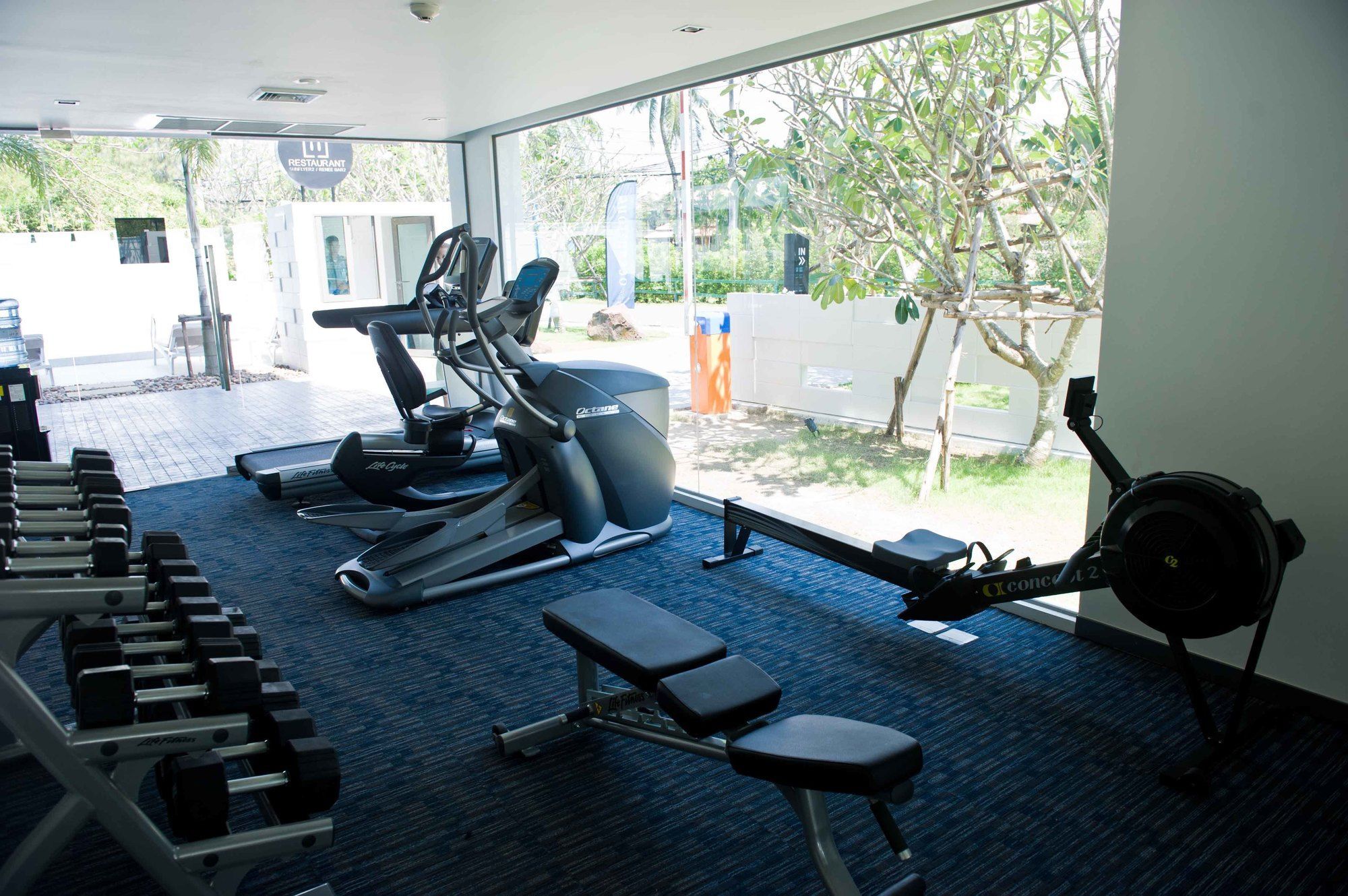Ocean Stone Apartment Phuket ภายนอก รูปภาพ